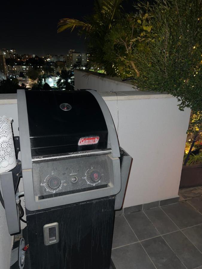 Suite And Room In A Breathtaking New Designed Penthouse In Se Tlv Tel Aviv Esterno foto